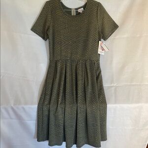 Green Patterned Short Sleeve Dress Size L